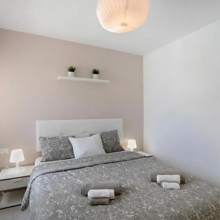 Bingo Apartment *