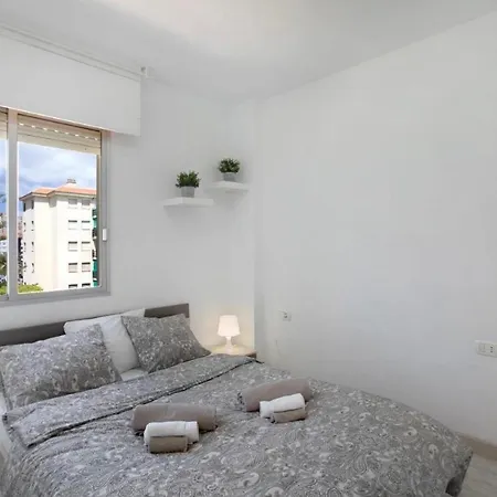 Daire Bingo Apartment Los Cristianos (Tenerife)